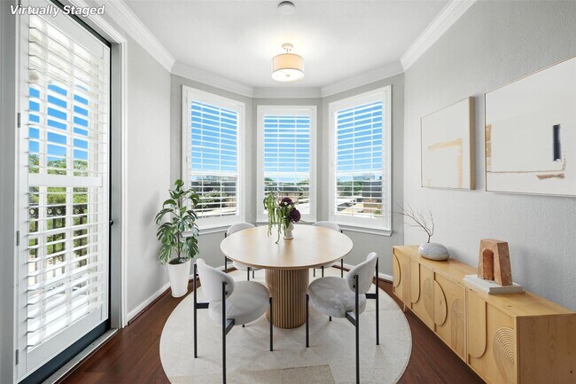 Foto del edificio - 7575 Kirby Dr