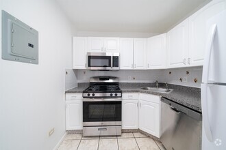 Building Photo - 524-526 4th St