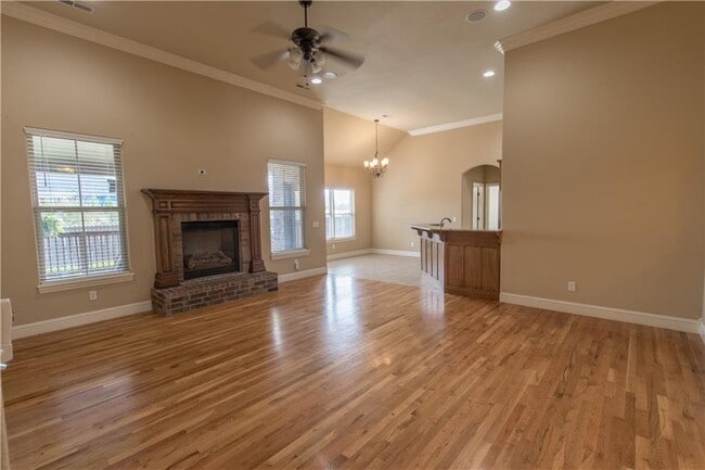 Building Photo - 6503 S 34th St