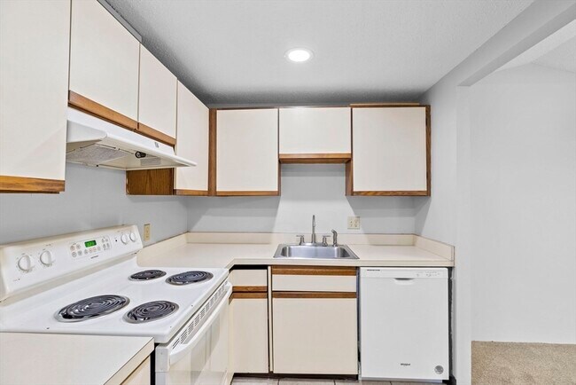 Foto del edificio - 85 Whitman St