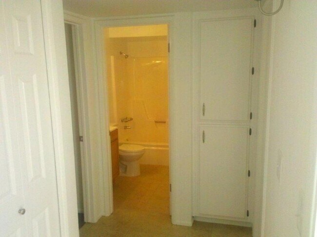 Foto del edificio - 2 bedroom in PHOENIX AZ 85020