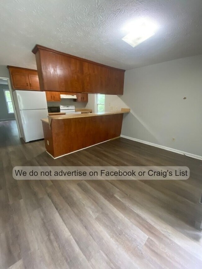 Building Photo - 6325 Marykirk Dr