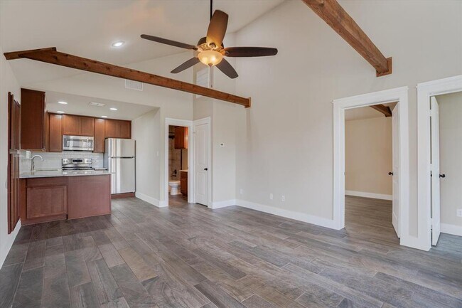 Foto del edificio - 154 Woodcreek Dr