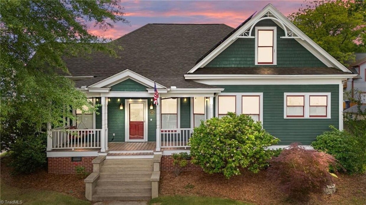 Primary Photo - Stunning 4 Bedroom in Downtown Greensboro ...