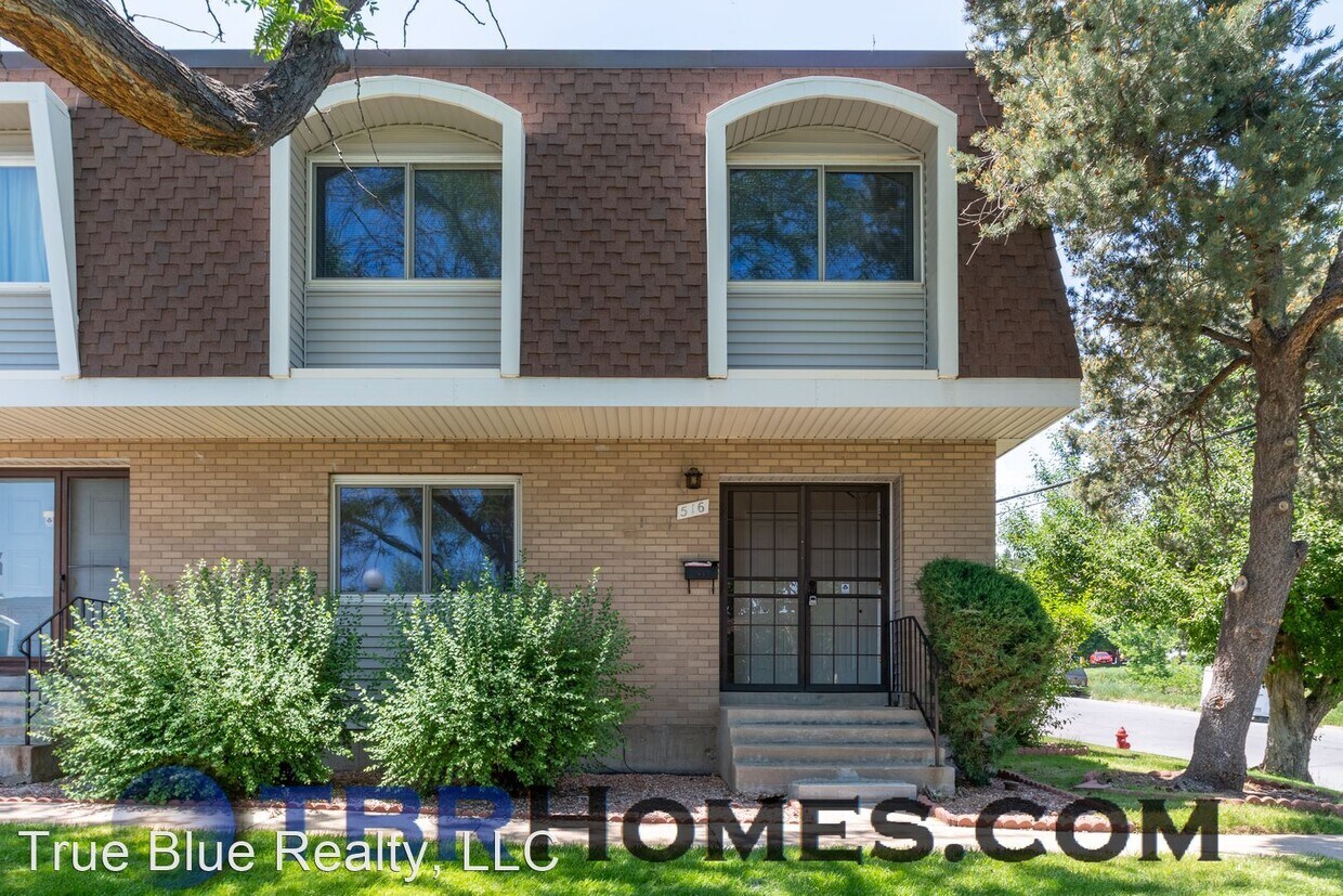 Primary Photo - 4 br, 3.5 bath House - 516 S Youngfield Ct