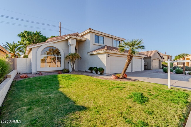 Building Photo - 1110 N Aspen Dr