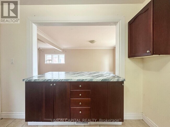 Photo du bâtiment - 1048 Kennedy Rd