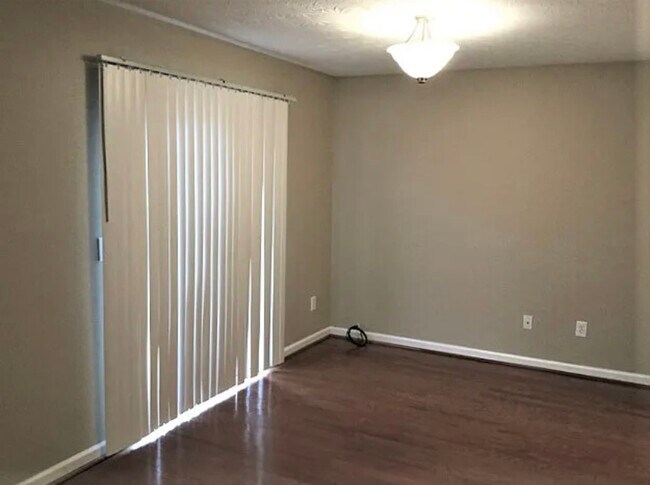Building Photo - 5974 Marsh Cir
