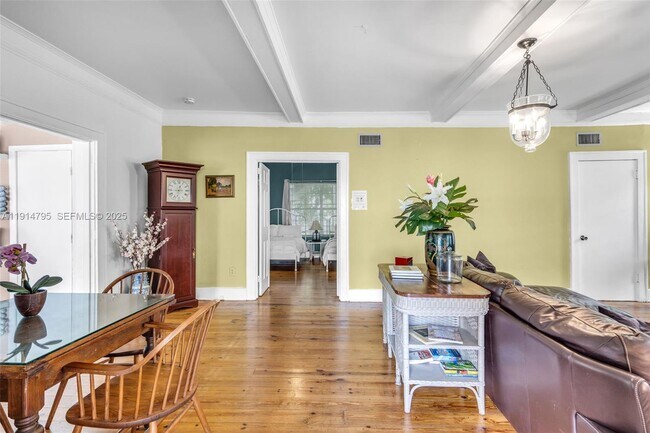 Foto del edificio - 314 NE 26th Terrace