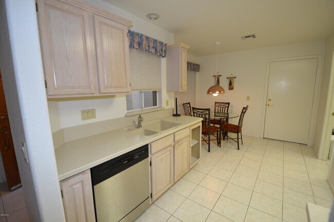 Foto del edificio - 19420 N Westbrook Pkwy