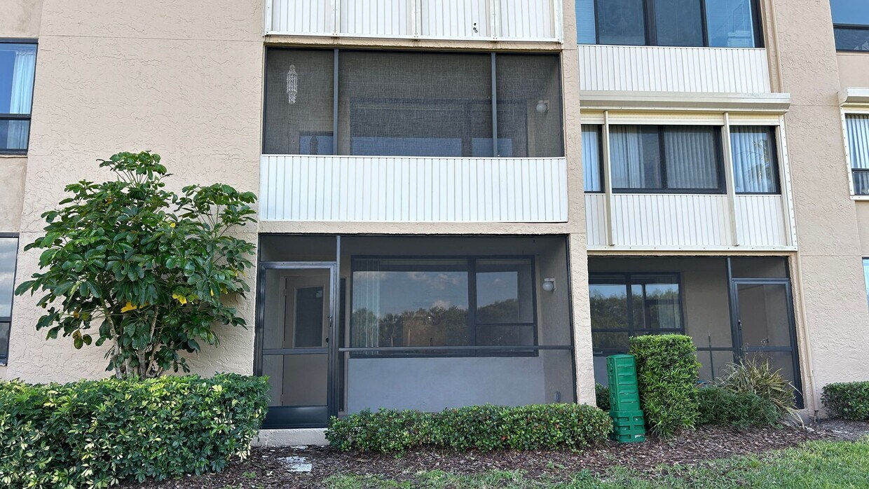 Waterfront Condo Living in Cove Cay – Bright & Comfortable Unit in Clearwater - Waterfront Condo Living in Cove Cay – Bright & Comfortable Unit in Clearwater