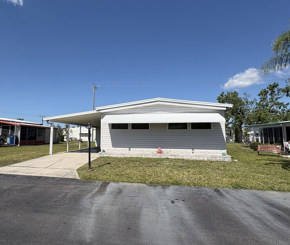 Foto principal - 5316 53rd Ave E