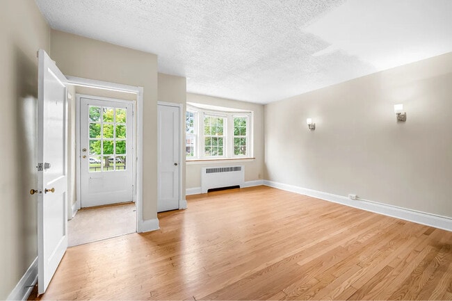 Photo - 205 Westowne Rd Apartment