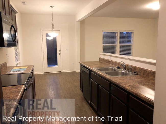 Building Photo - 3 br, 2.5 bath House - 2254 Owls Nest Trail