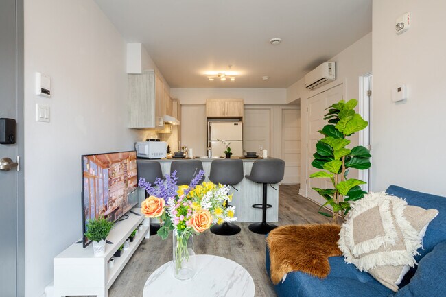 Photo du bâtiment - 1319 Rue Barré