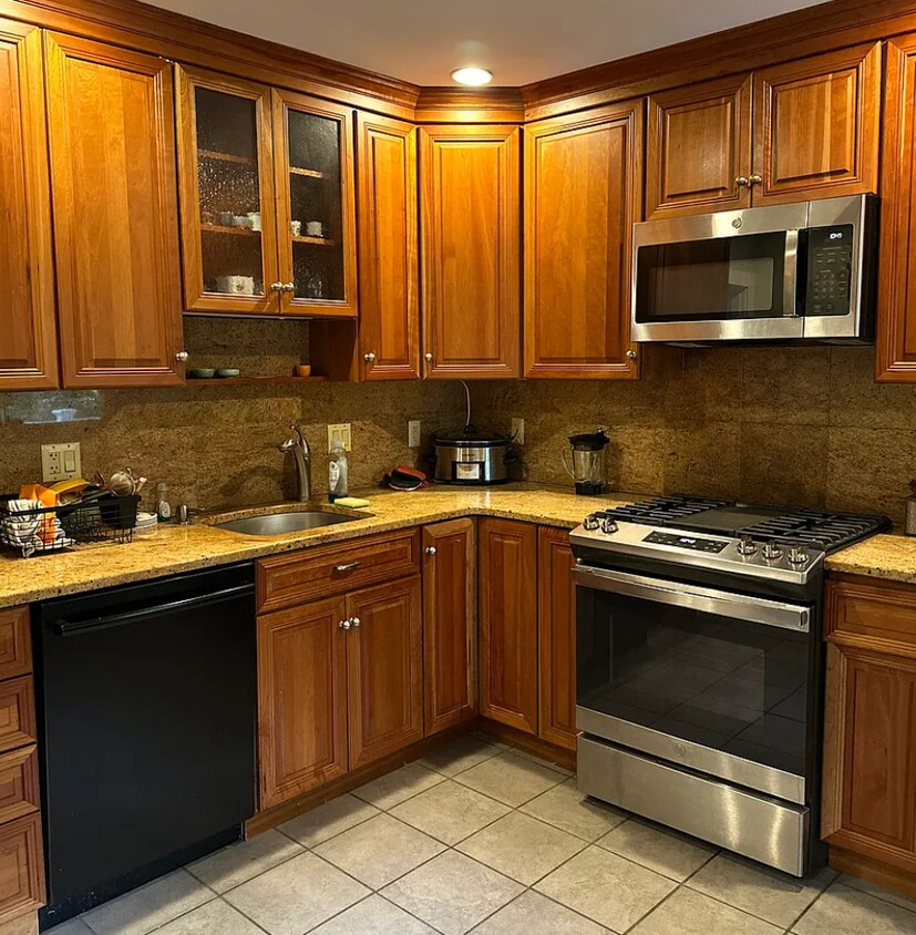 Foto principal - 299 Mill St