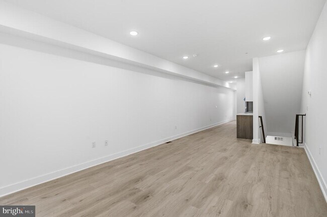 Foto del edificio - 3974 Reno St