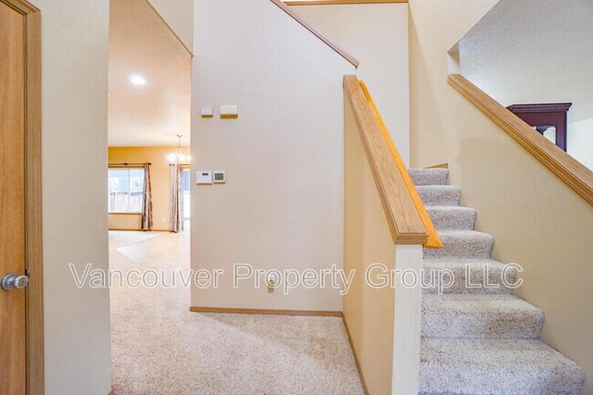 Foto del edificio - 2420 NE 165th Ave