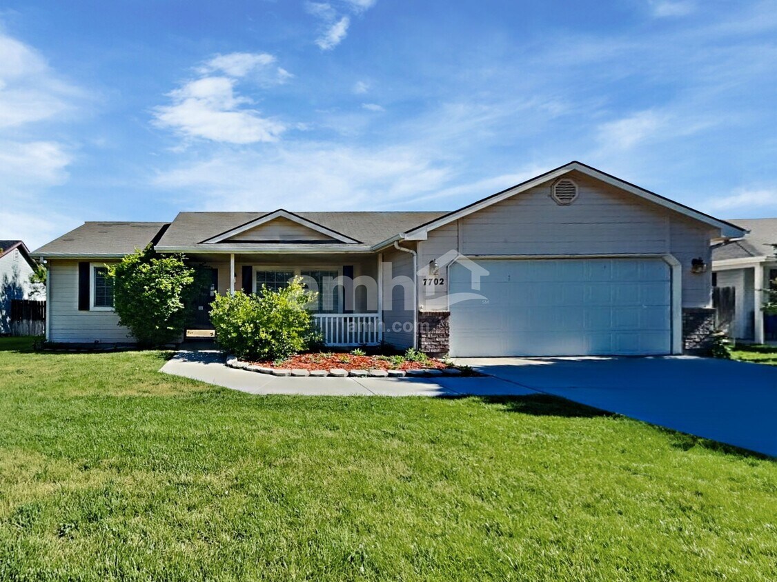 Foto principal - 7702 Bridgeport Dr