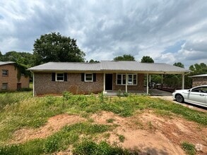 Building Photo - 111 Fox Hill Dr