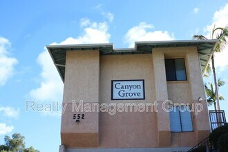 Building Photo - 552 Canyon Dr