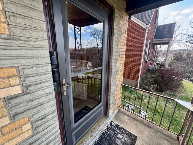 Building Photo - 229-231 Marylea Avenue (LO)