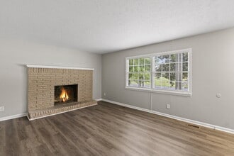 Building Photo - 10577 Thrasher Rd