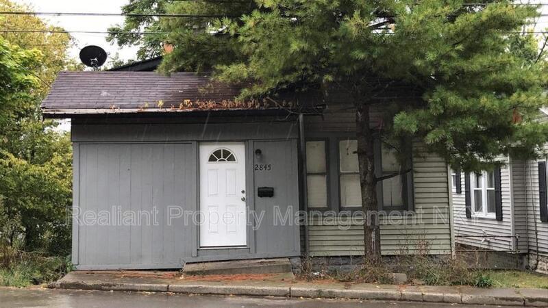 Primary Photo - 2845 Madison Ave