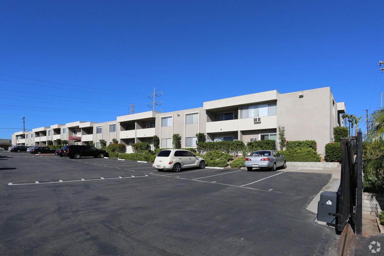 Aspen Apartments San Diego Ca Apartments Com