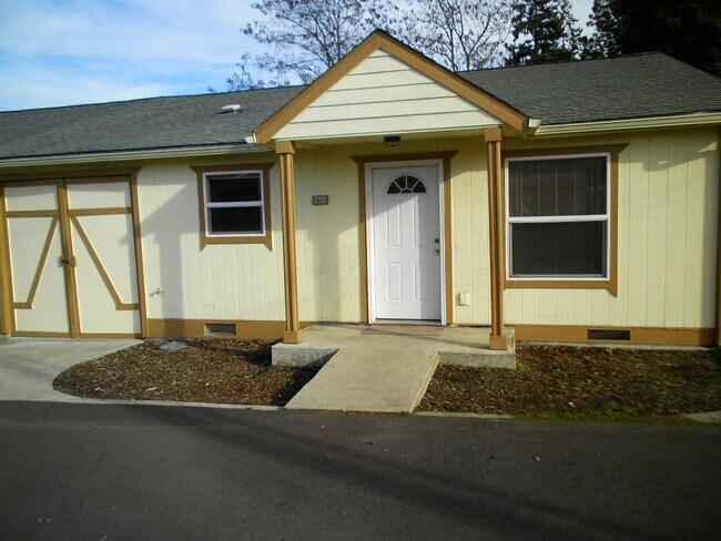 Building Photo - 1461 Gleason Rd