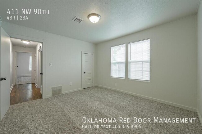 Building Photo - 411 NW 90th-