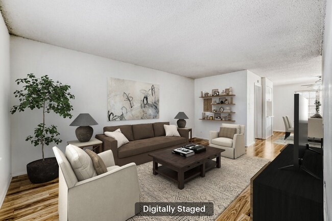 Photo - 2301 E Fremont Ave Townhome