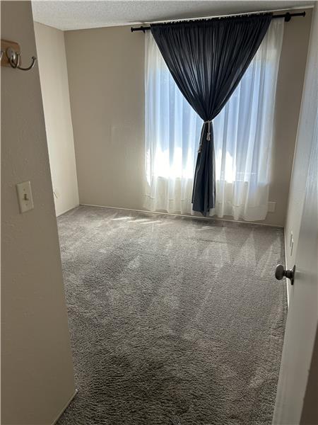 Foto del edificio - 7598 Macfinley Way