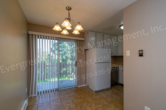 Foto del edificio - Great 2 bed 1 bath Condo in a Great Location!