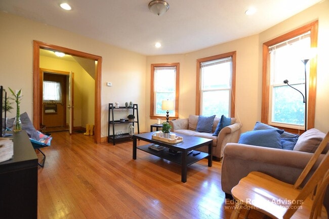 Photo - 131 Nottinghill Rd Apartment