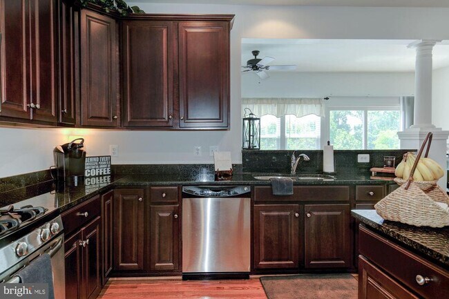 Foto del edificio - 32 Hunting Creek Ln