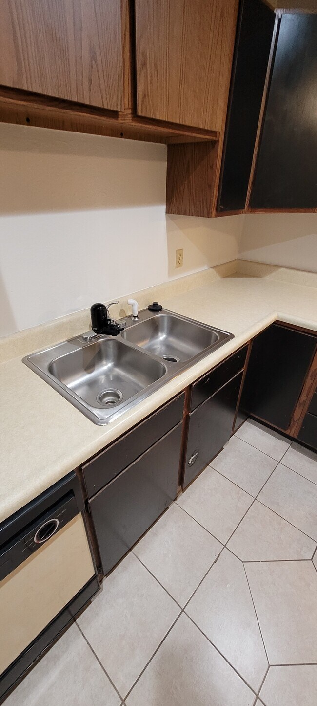 Building Photo - 1619 Mayfield Road