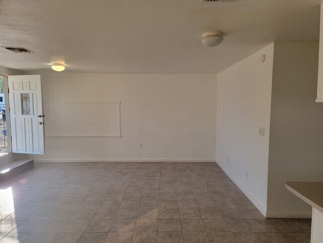 Foto del edificio - 1 Bedroom House in Bullhead City