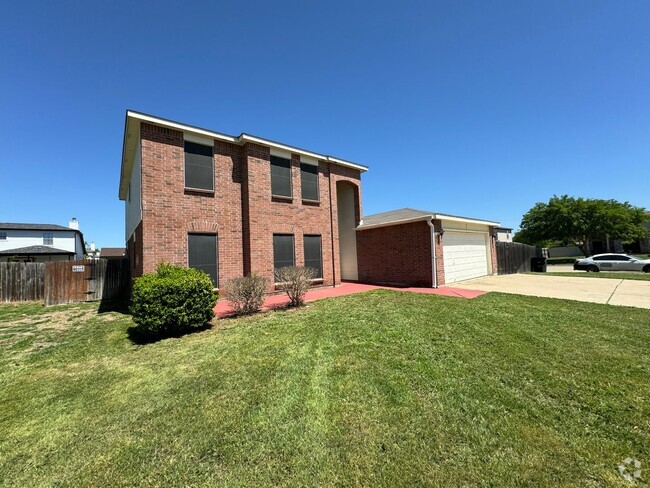 Building Photo - 3301 Bull Run Dr