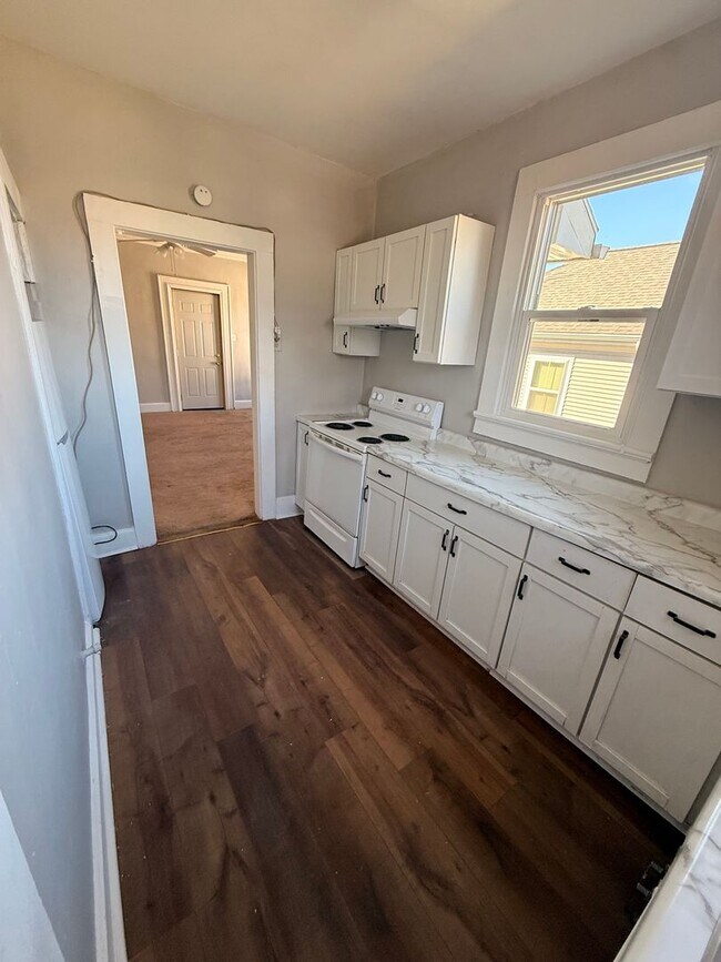 Foto del edificio - 504 Adams Ave