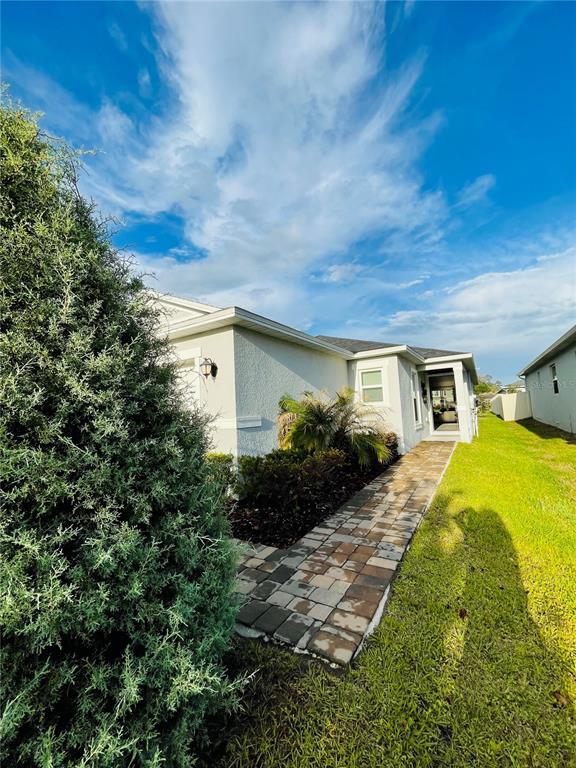 Building Photo - 2818 Sanctuary Dr
