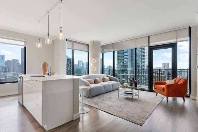 Foto del edificio - 829 N Clark St