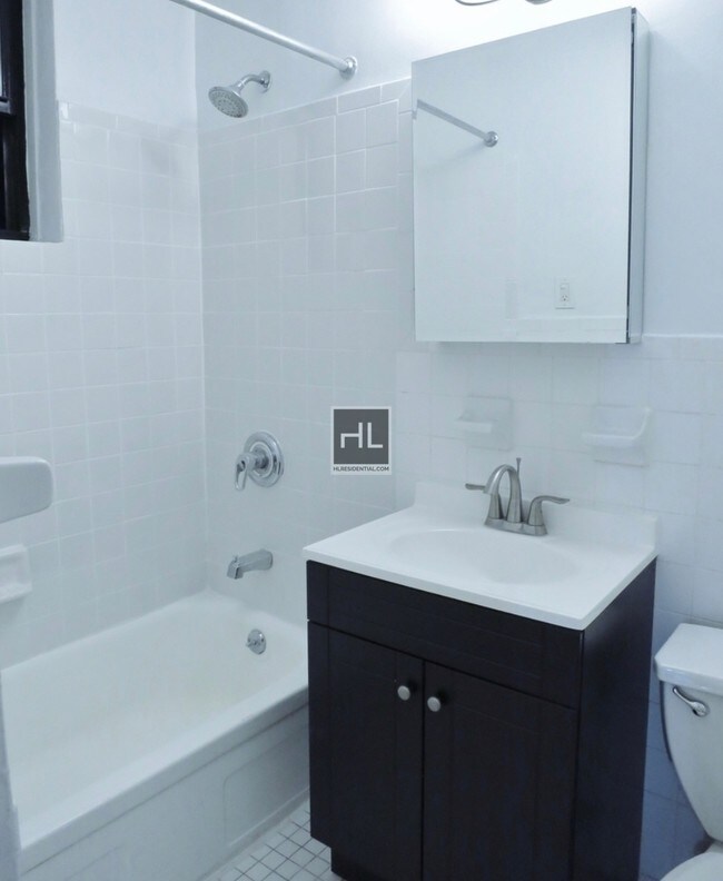 Foto del edificio - 436 E 89th St