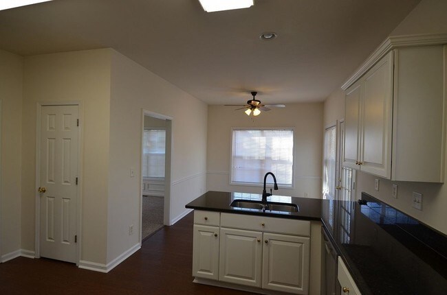 Building Photo - 3686 Castle View Court