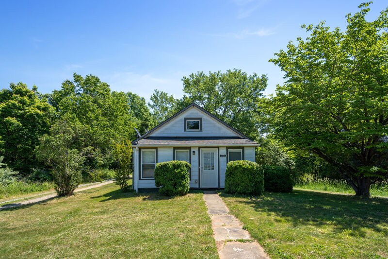 1974 Ellisville Dr, Louisa, VA 23093 House Rental in Louisa, VA