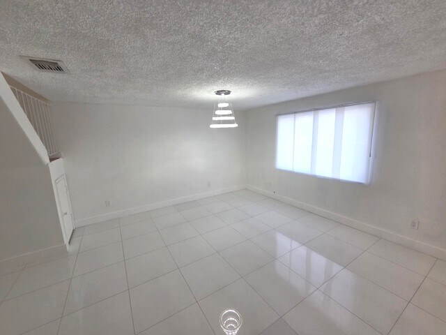 Foto del edificio - 22114 SW 103rd Ave