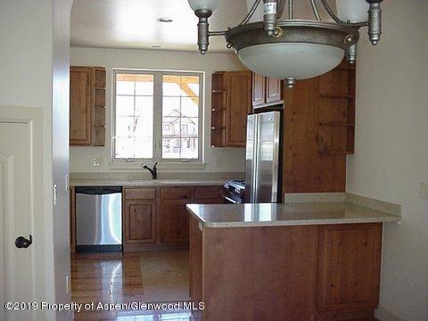 Building Photo - 150 Lakota Dr