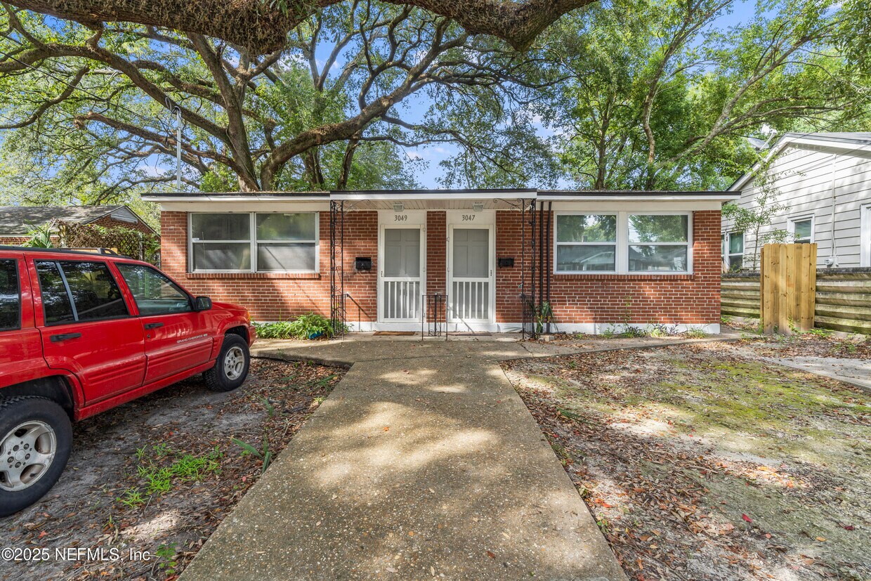 Primary Photo - 3049 Post St
