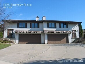 Building Photo - 1725 Brittany Pl