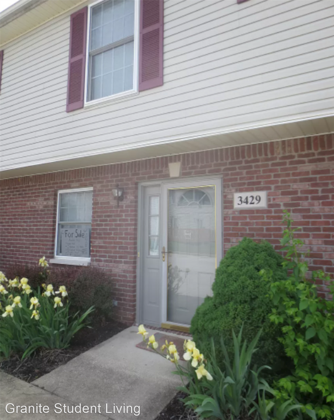 2 br, 2.5 bath House 3402 Oaklawn 2 Be... House for Rent in